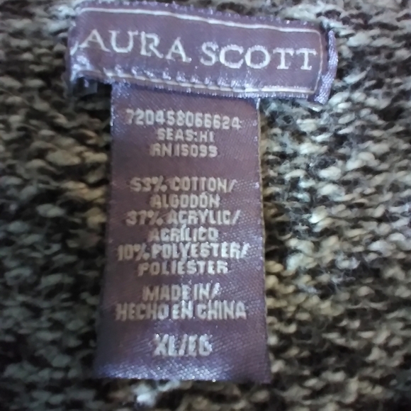 Laura Scott button down sweater - Picture 2 of 10